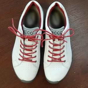 Ecco Biom golf shoe